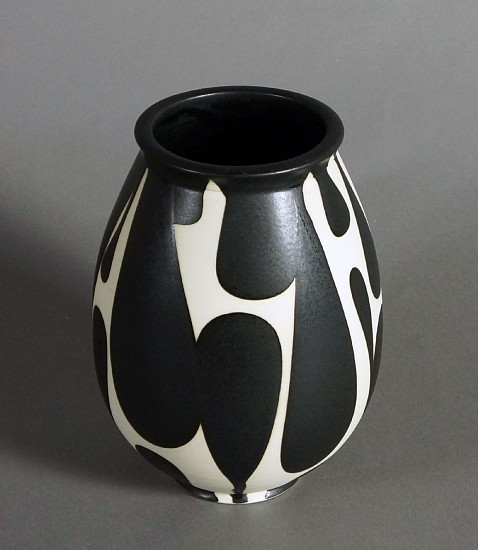 Sam Scott, Black & White Vase 11
2017, porcelain