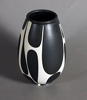 SCO 0056 BW Vase 12