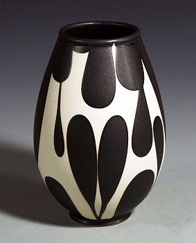 sco 0077 black and white large vase
