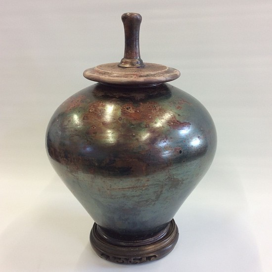 Charlie  Knapp, Ceramic Urn
2022, clay