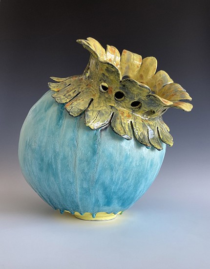 Mary Frances Dondelinger, Poppy Seed Pod (large)
2023, porcelain