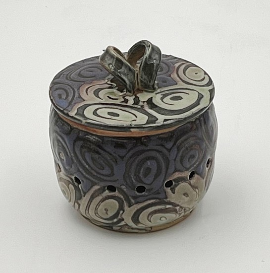 Sara Dargan, Garlic Jar
2024, ceramic