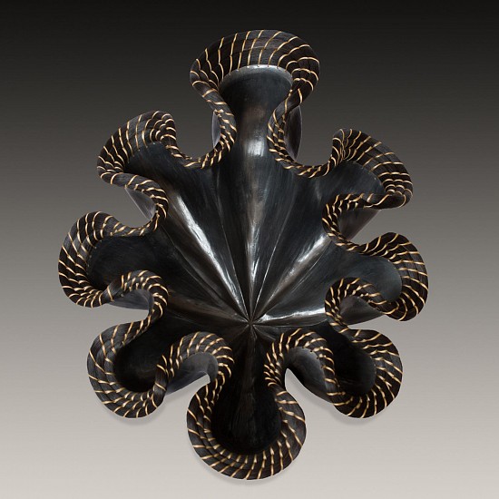 Valerie Seaberg, Elliptical Wave
2018, sculpted porcelaine, horse hair, waxed thread
