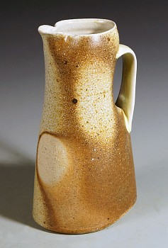 ting 0042 stoneware pitcher